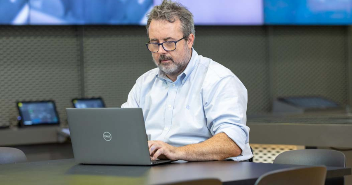 Building software for both the office and the factory floor | Sandvik ...